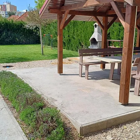 La Familia Apartamento