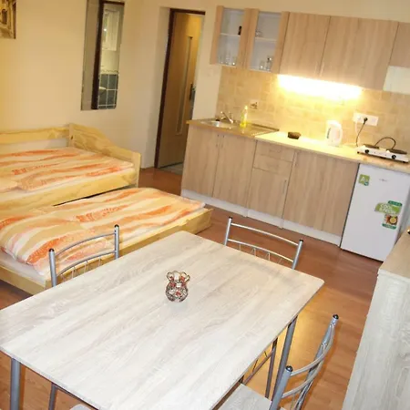 La Familia Apartamento